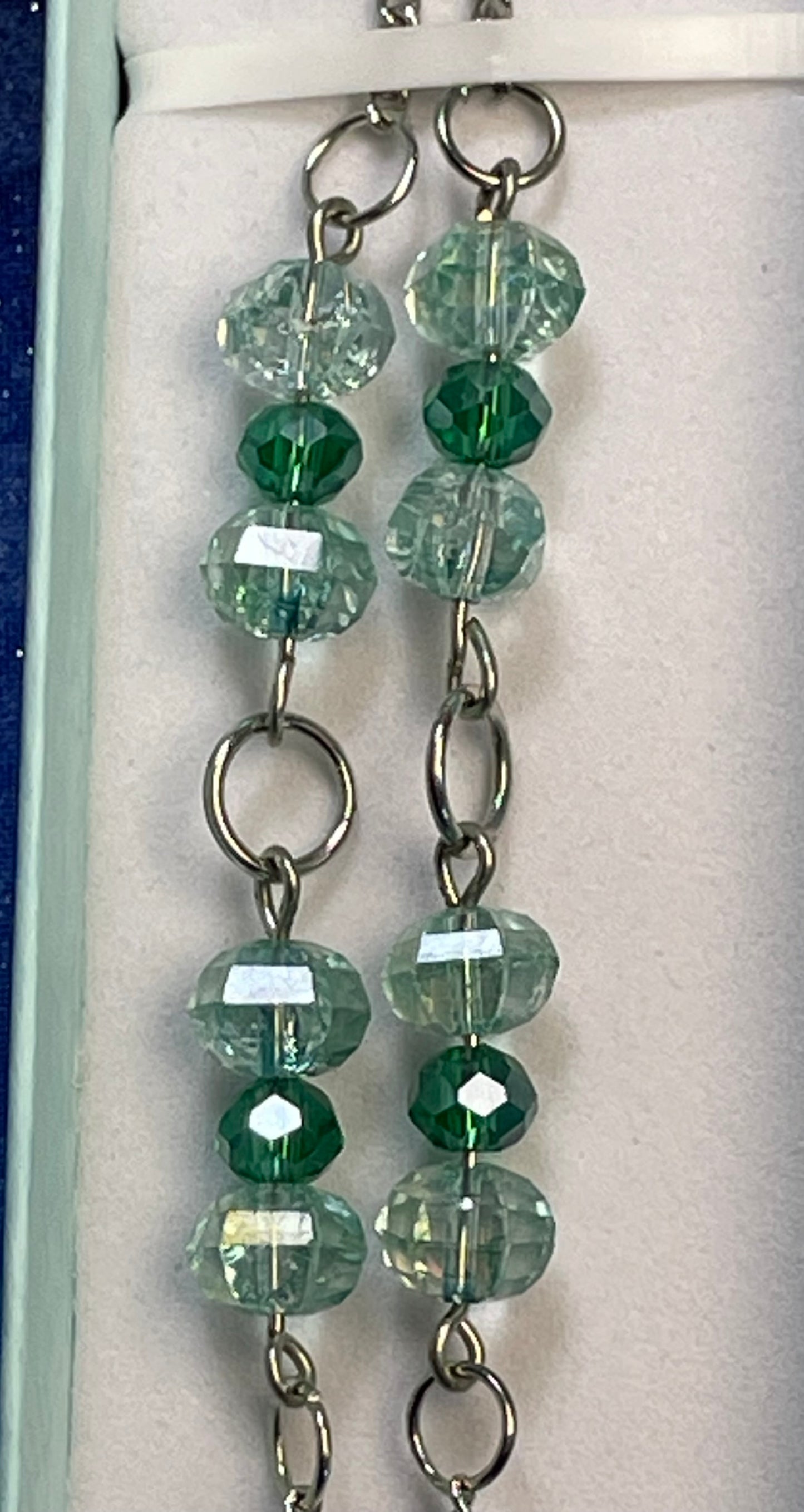 Green Agate & Swarovski Crystals Wire Wrap