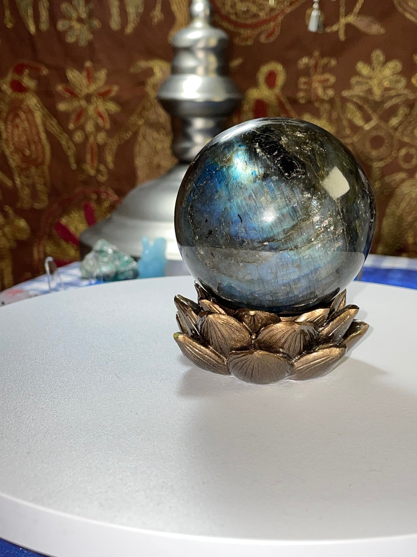 Gold LOTUS Sphere stand/holder