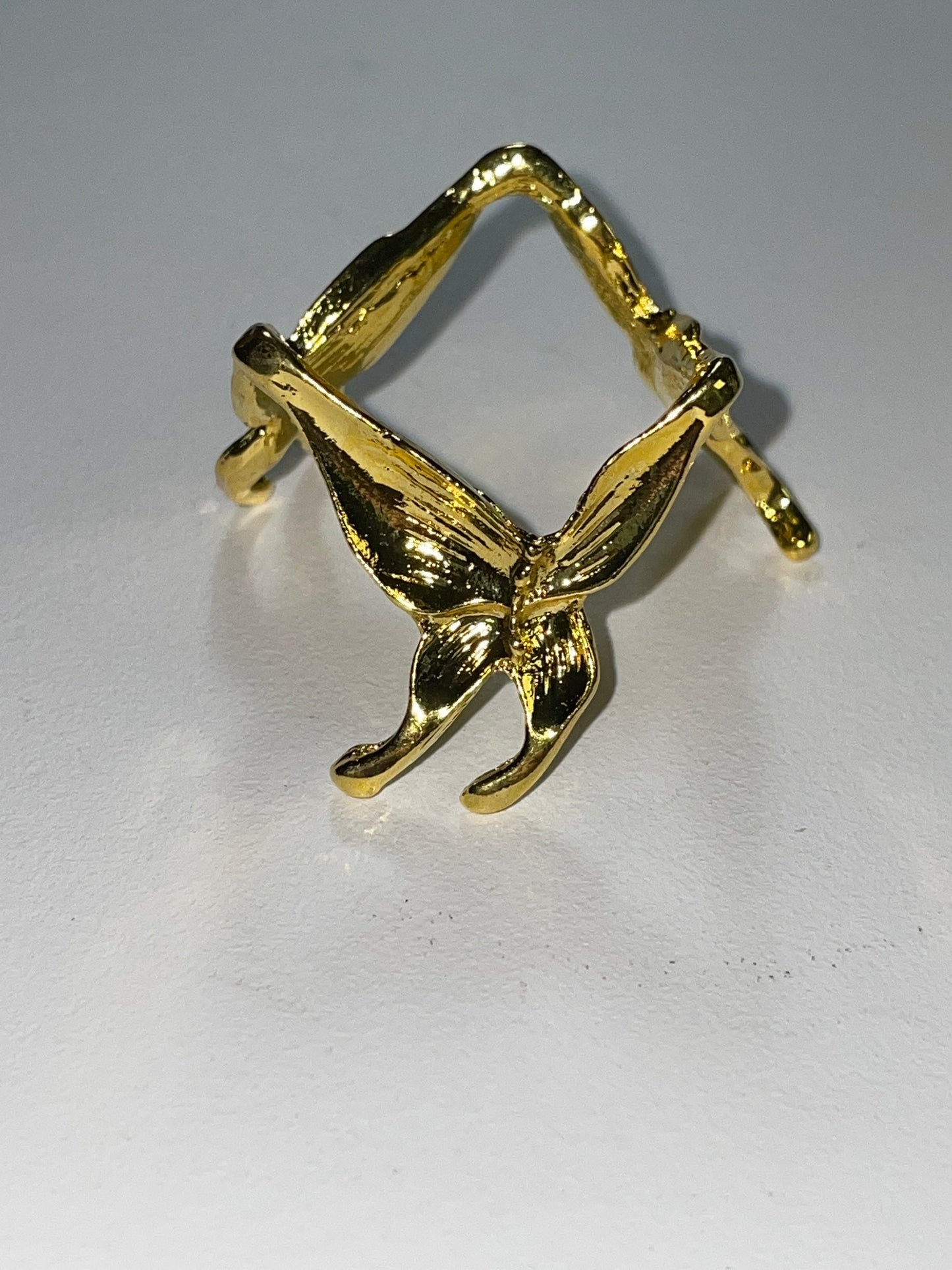 Gold Butterfly Sphere Holder