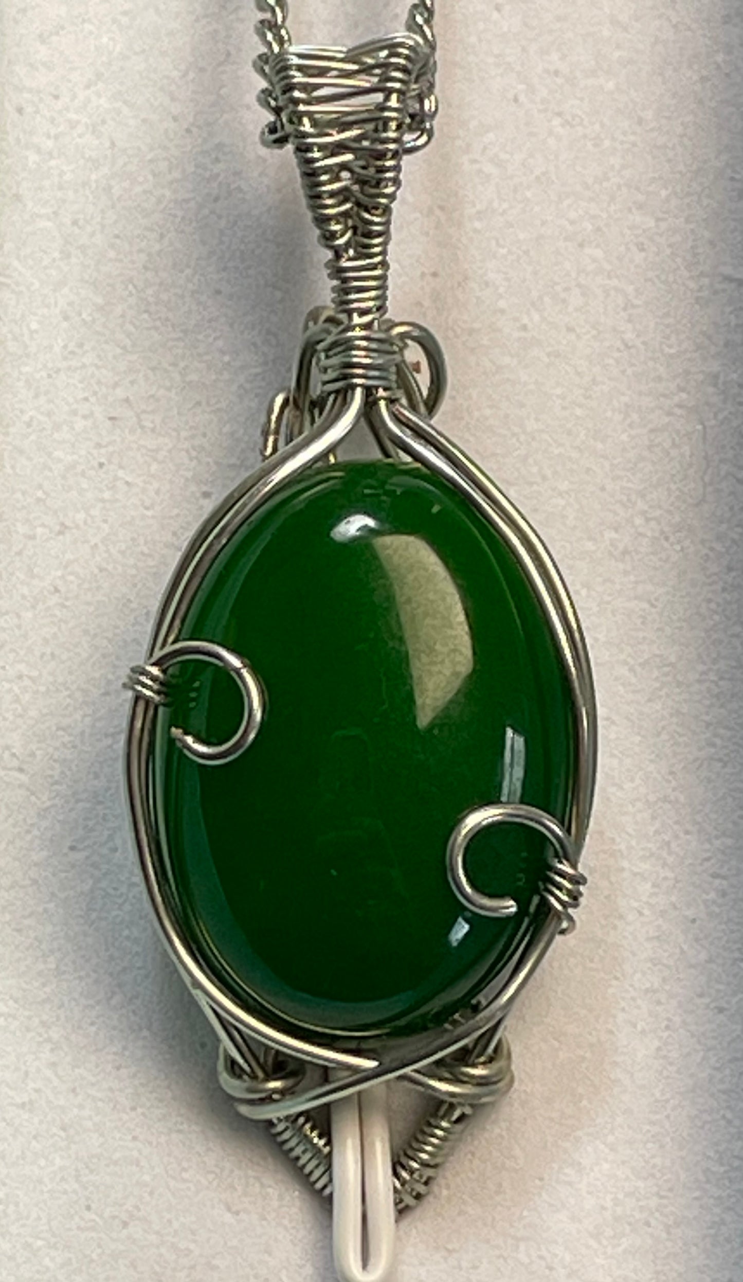 Green Agate & Swarovski Crystals Wire Wrap